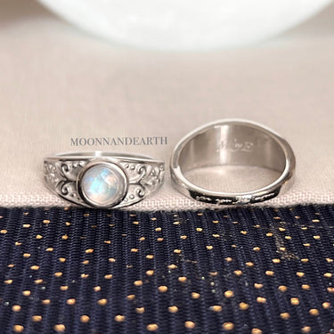 The Moon Ring
