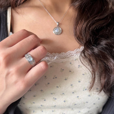 The Moon Ring